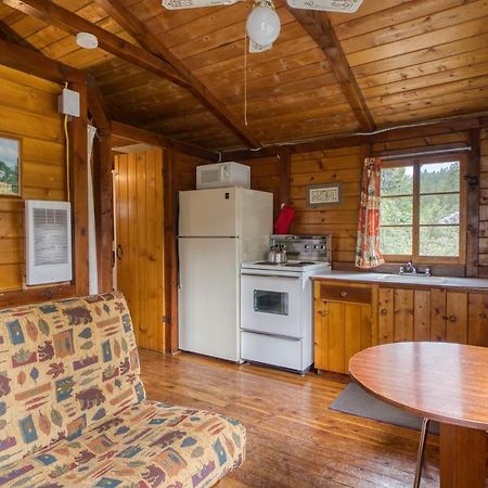 Timbers Resort فيرمونت هوت سبرينغز المظهر الخارجي الصورة