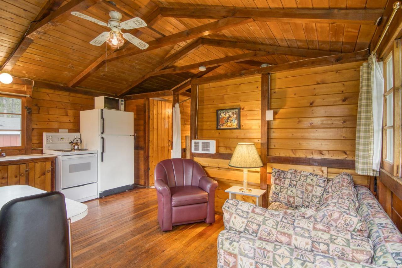 Timbers Resort فيرمونت هوت سبرينغز المظهر الخارجي الصورة